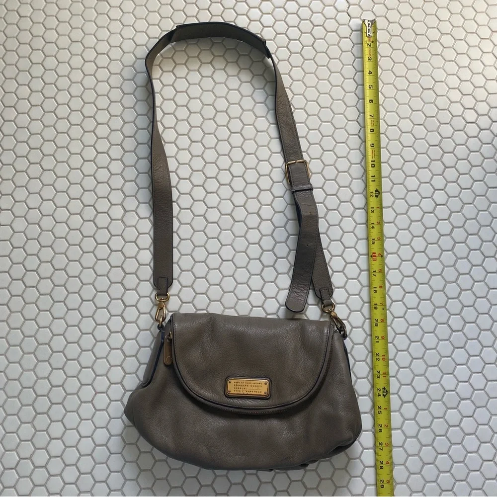 MARC BY MARC JACOBS | New Q Natasha Shoulder Crossbody Flap Bag Shoulder Pad - Picture 3 of 11